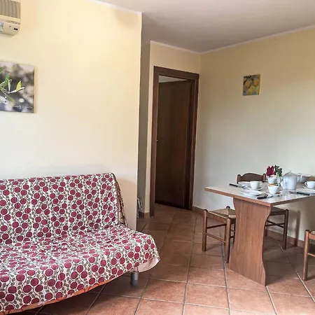 Giglio - Vlo205 By Interhome *